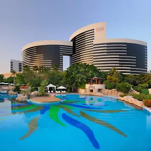 زيارة الفندق